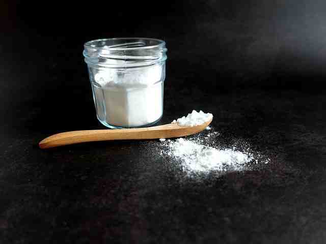 Quelle est la différence entre le bicarbonate de soude et le bicarbonate de sodium ?